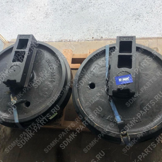 Колесо направляющее 81E7-01030 HYUNDAI R450LC-7 81E7-01031 2