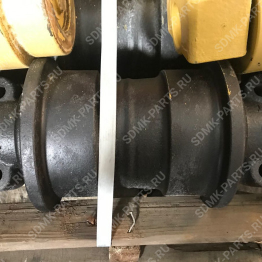 Каток опорный HITACHI ZX330 9168173