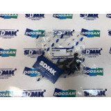 Болт DOOSAN DX300LCA S2215266
